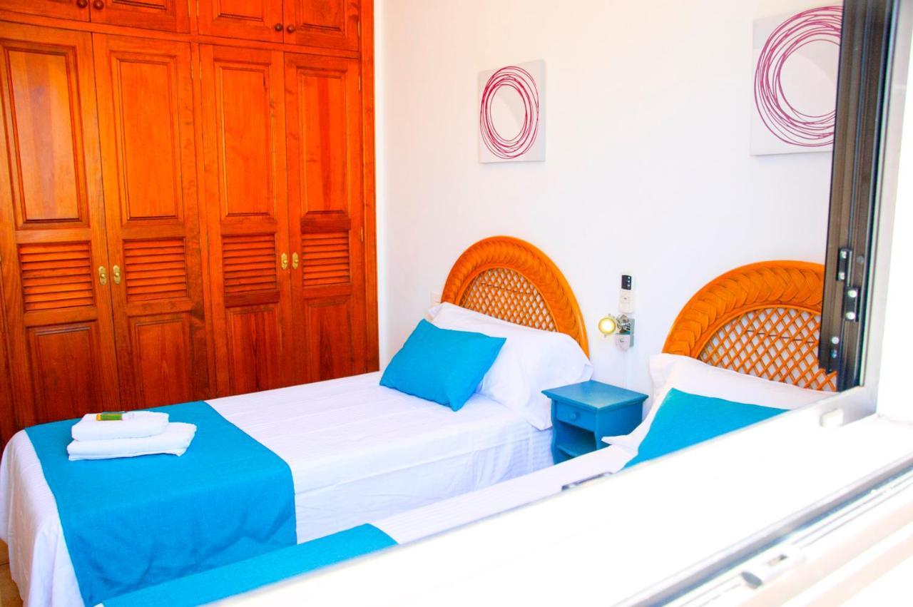 Villa Conil With Heated Pool And Air Conditioning Коста Бланка Экстерьер фото