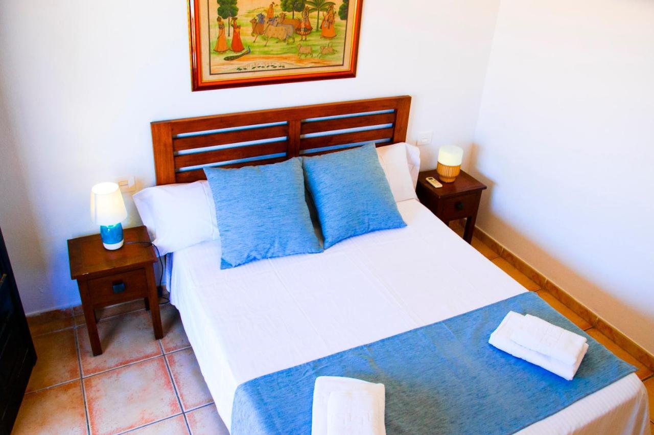 Villa Conil With Heated Pool And Air Conditioning Коста Бланка Экстерьер фото